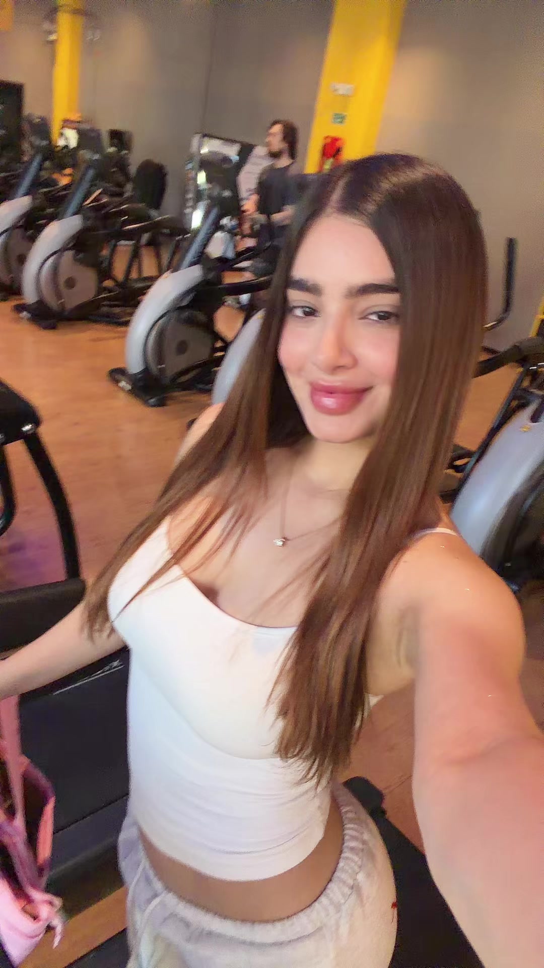 @Laura sahar
