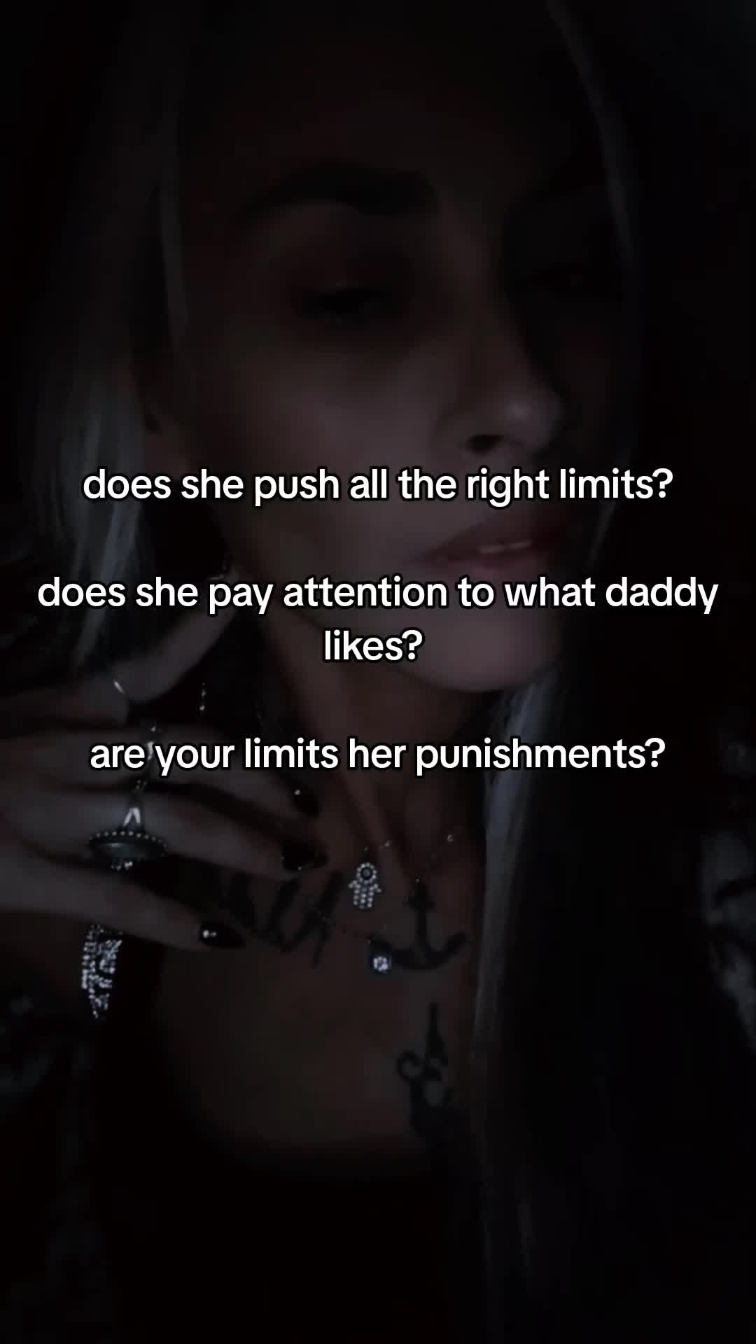 @it's Ashy, bish 🖤