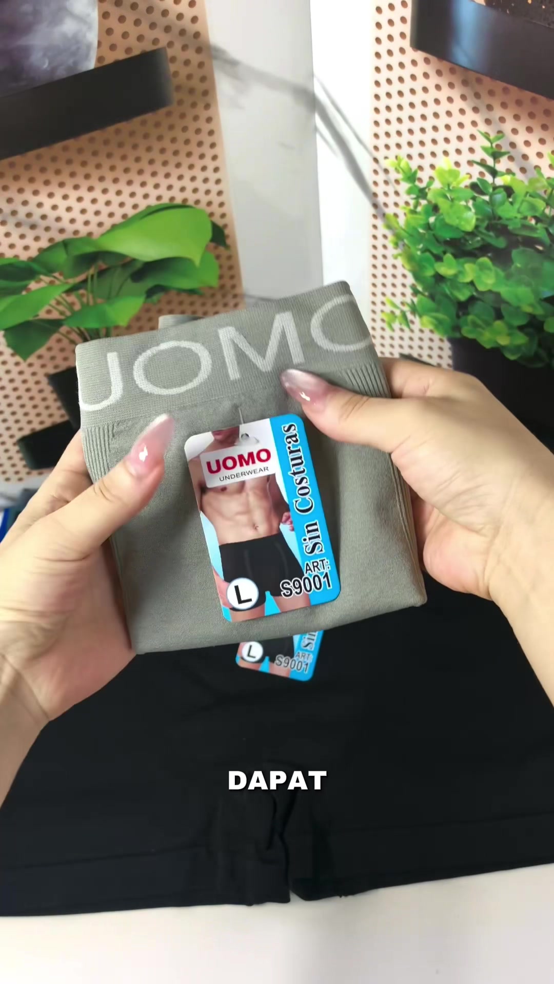 @Uncolive