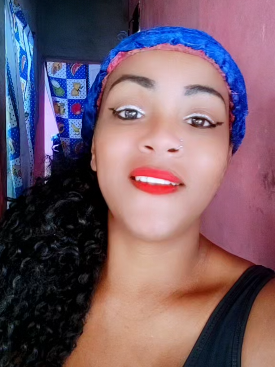 @Lucy a guria do short sexy