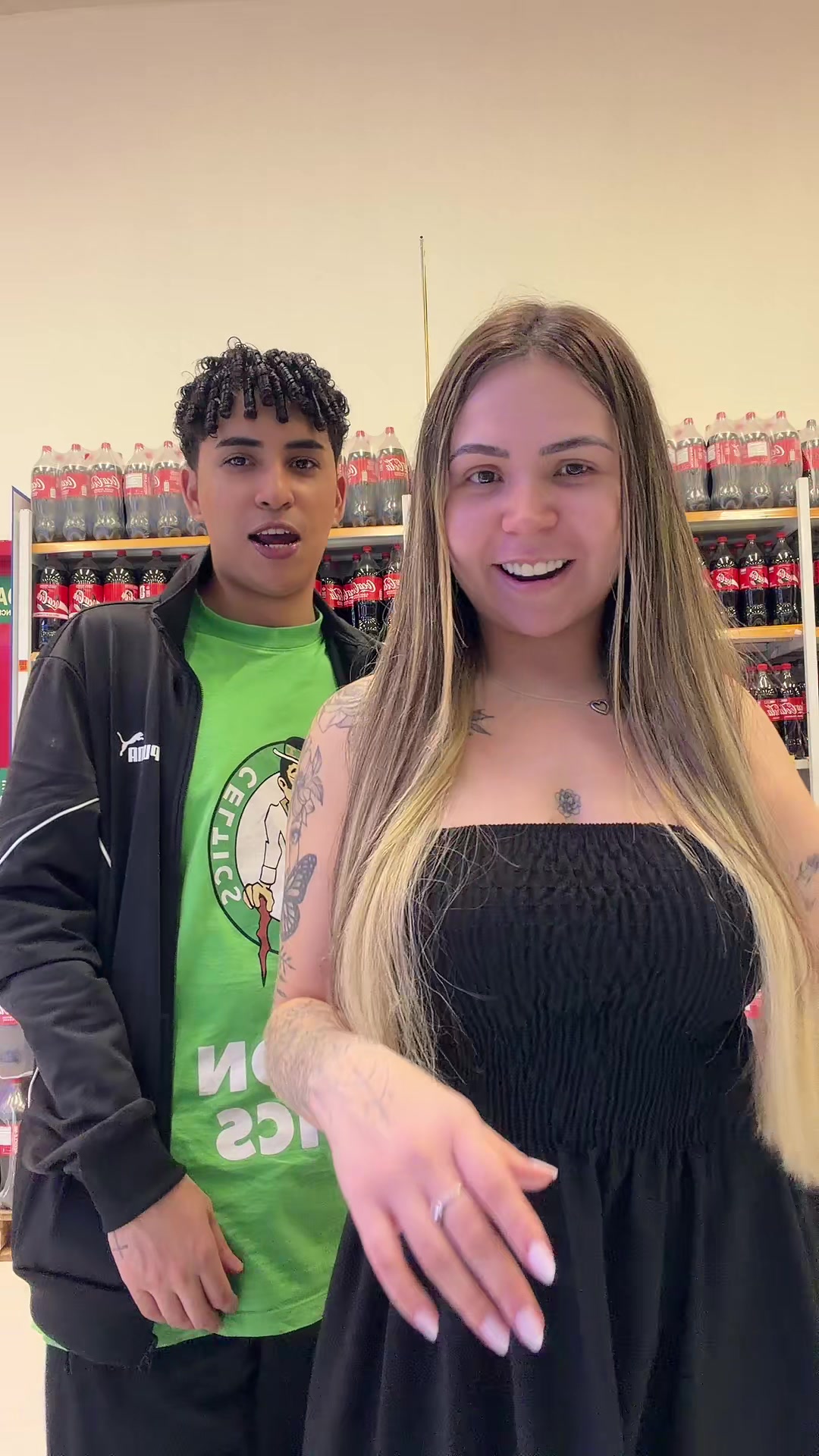 @Bella