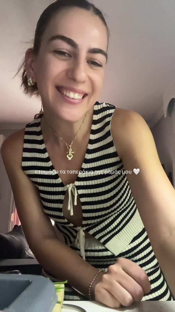 @Elena Artenian