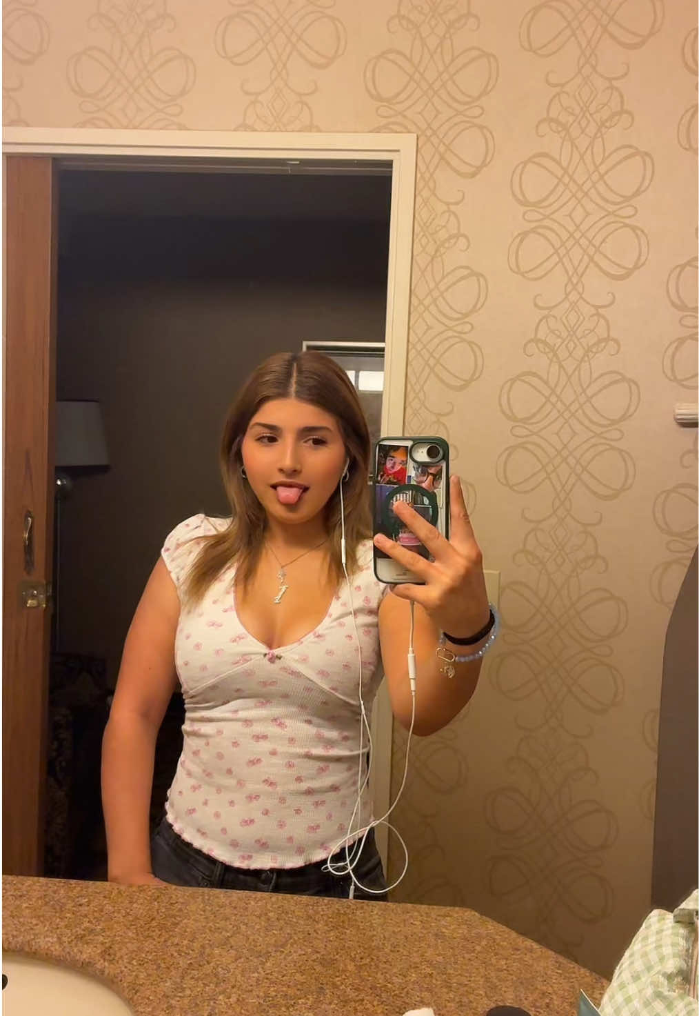 @Hayleespamzzz