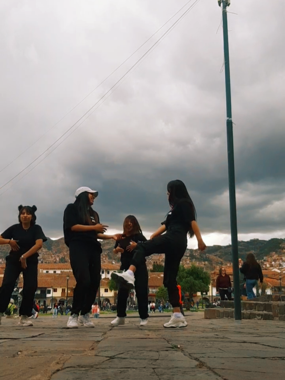 @NyuStarShidae ♡ CoverkpopCusco