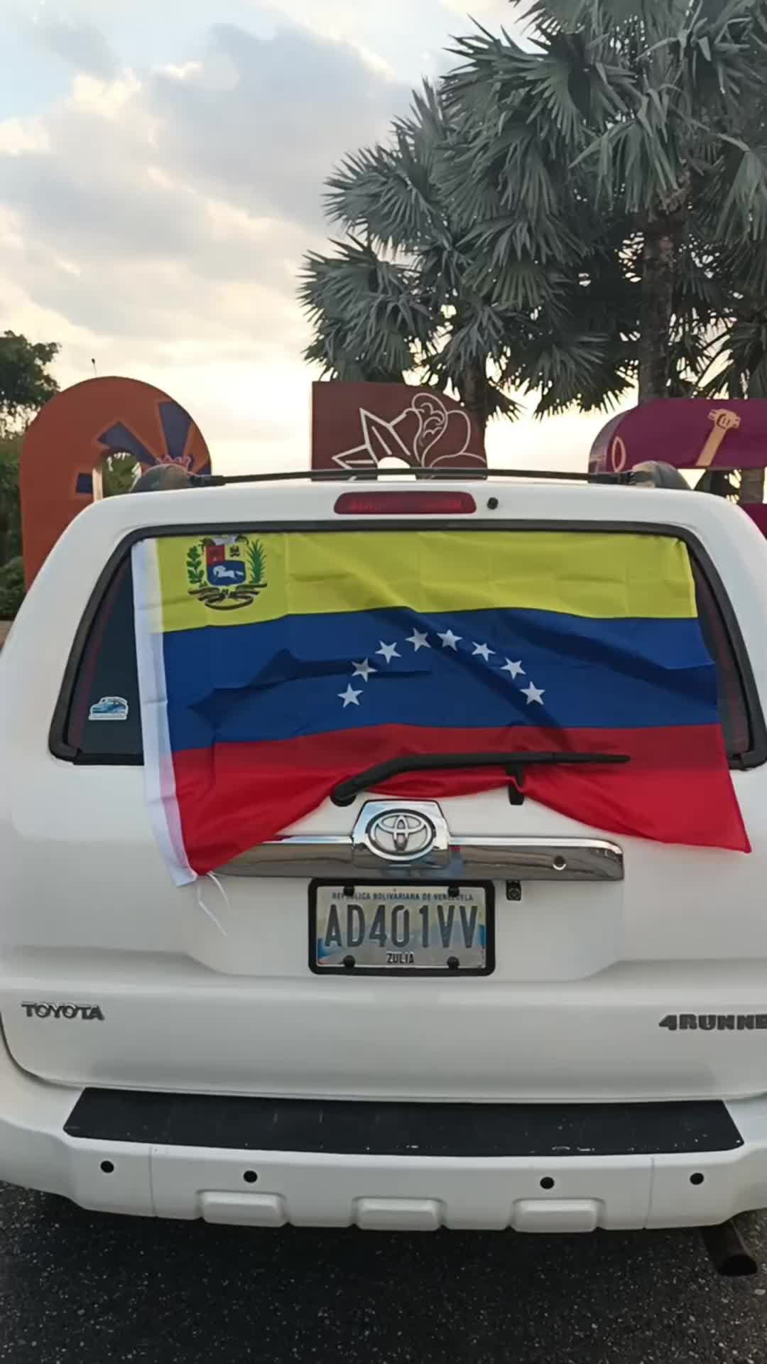 @dexiscaro1