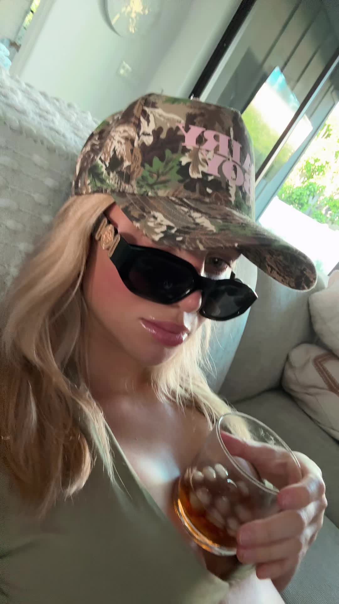 @chyedempsey