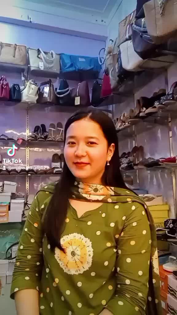 @Anjana Gurung🙏