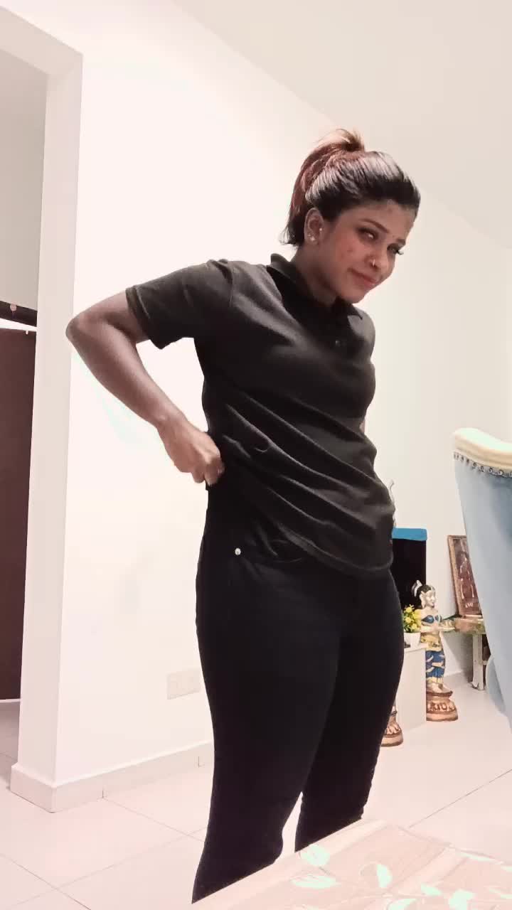 @ஈஸ்வரி🖤