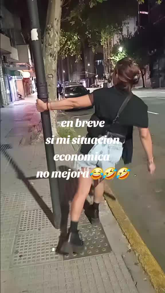 @nomi_molina