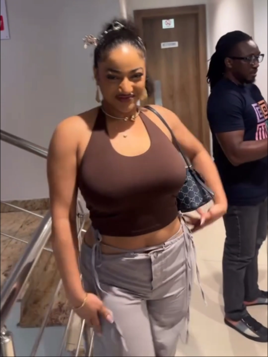 @Fanpage of Sophia Alakija