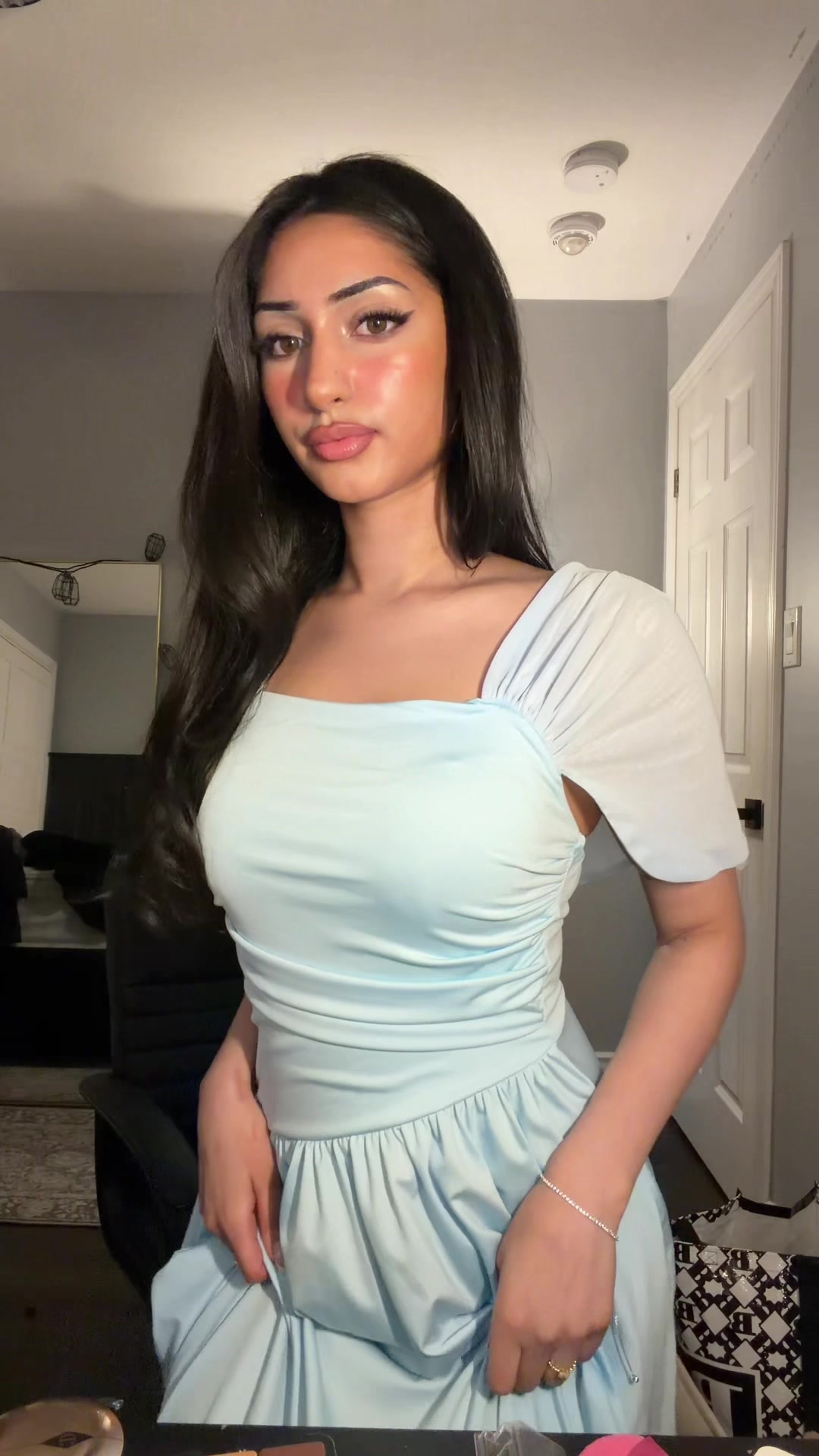 @Aisha