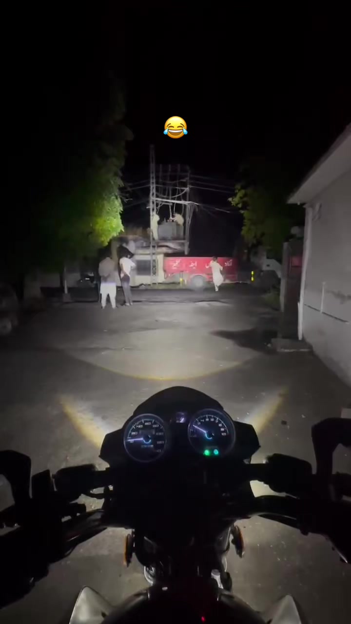 @CHAM ON WHEELS