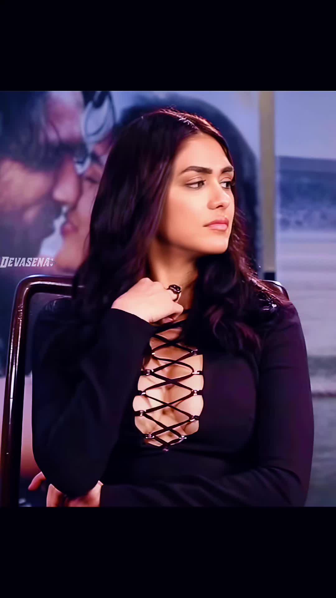 @ActressGlamSpot