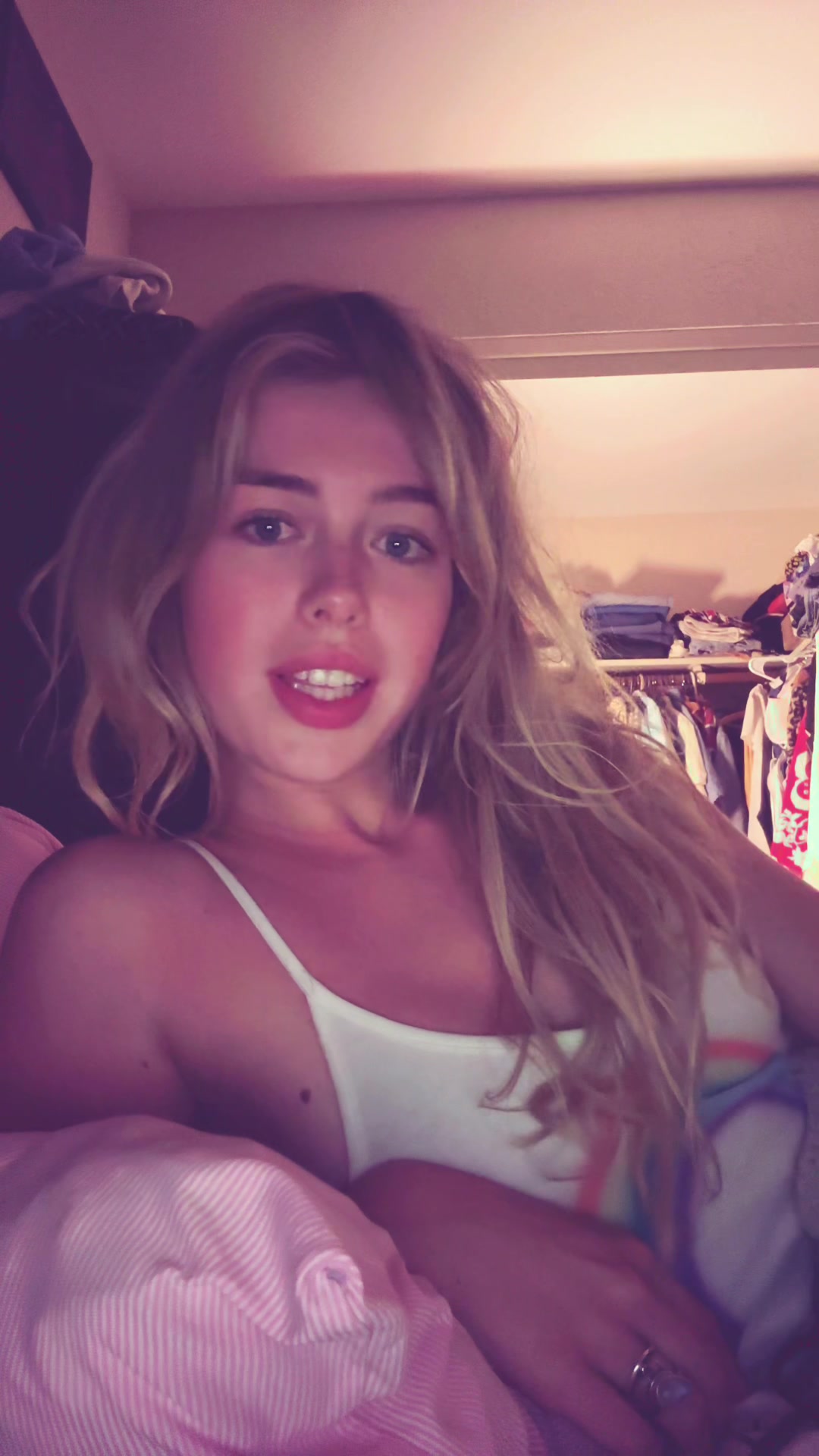 @buttonnosebunny