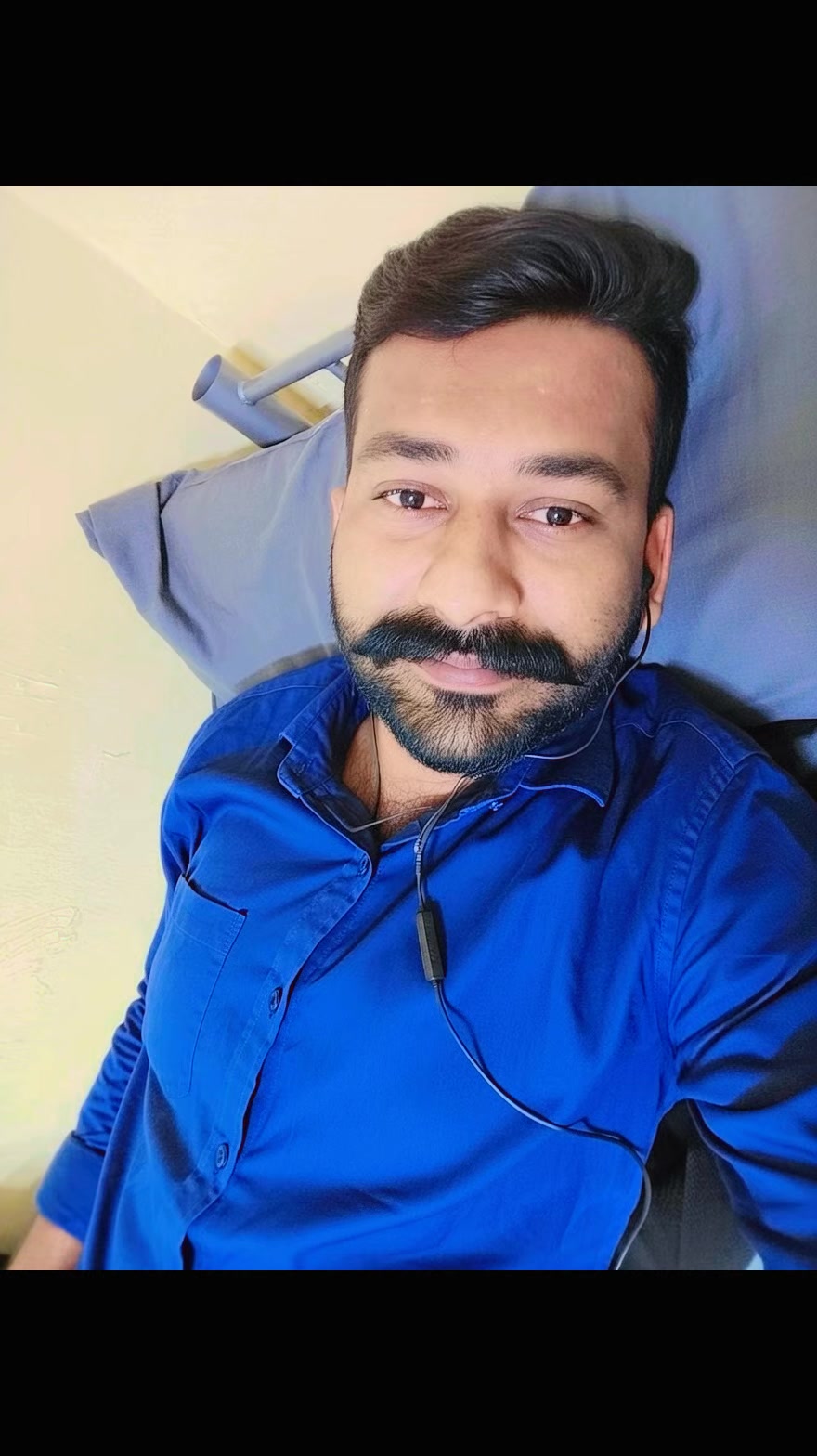 @Muzammil SarDar 🇶🇦 🇵🇰