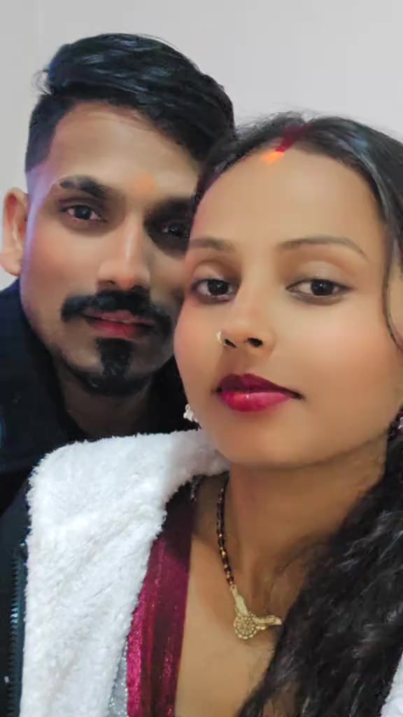@Yadav couple (lovelessprayas)