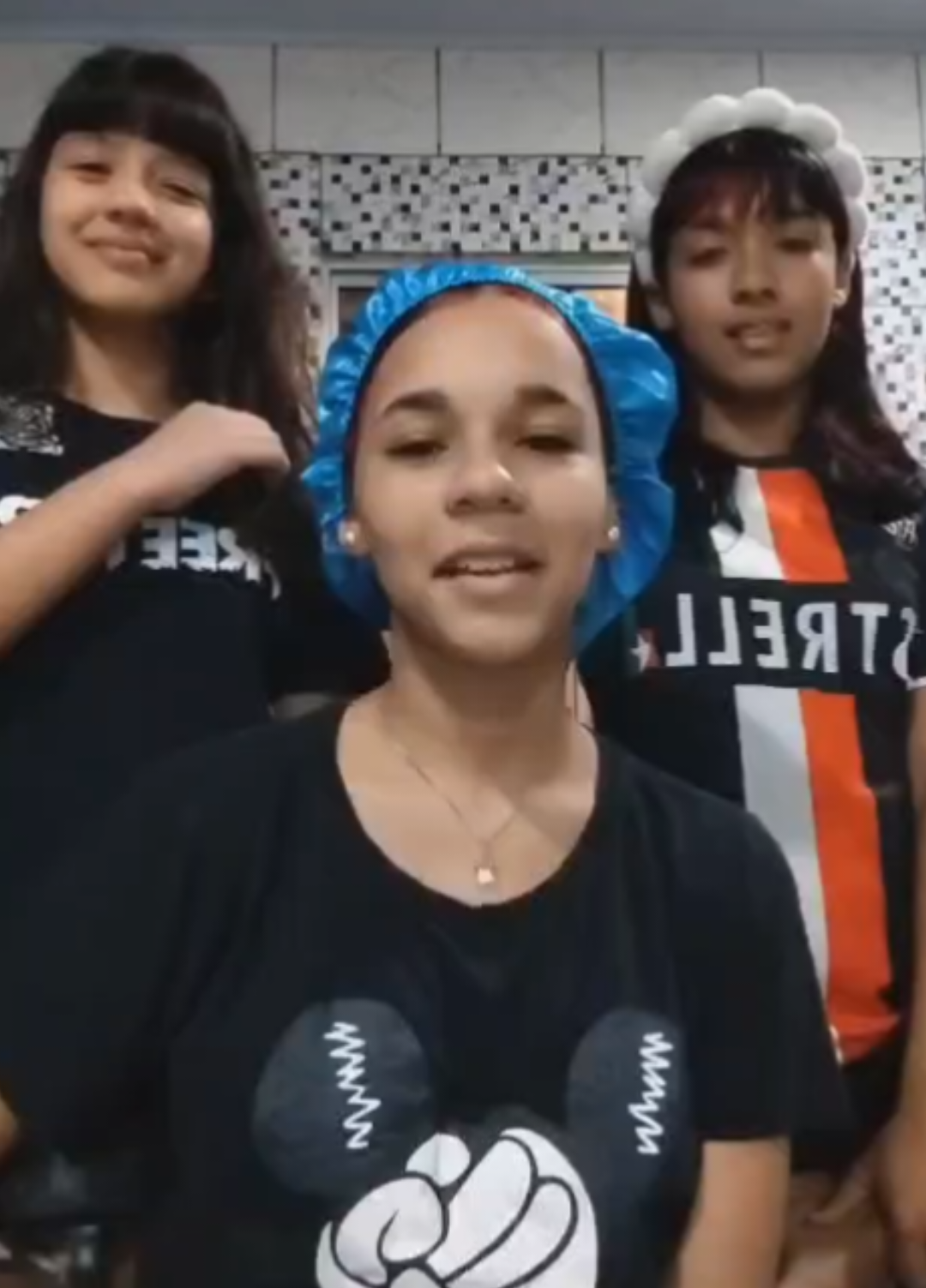 @&Iacute;ndia Doida' 👻