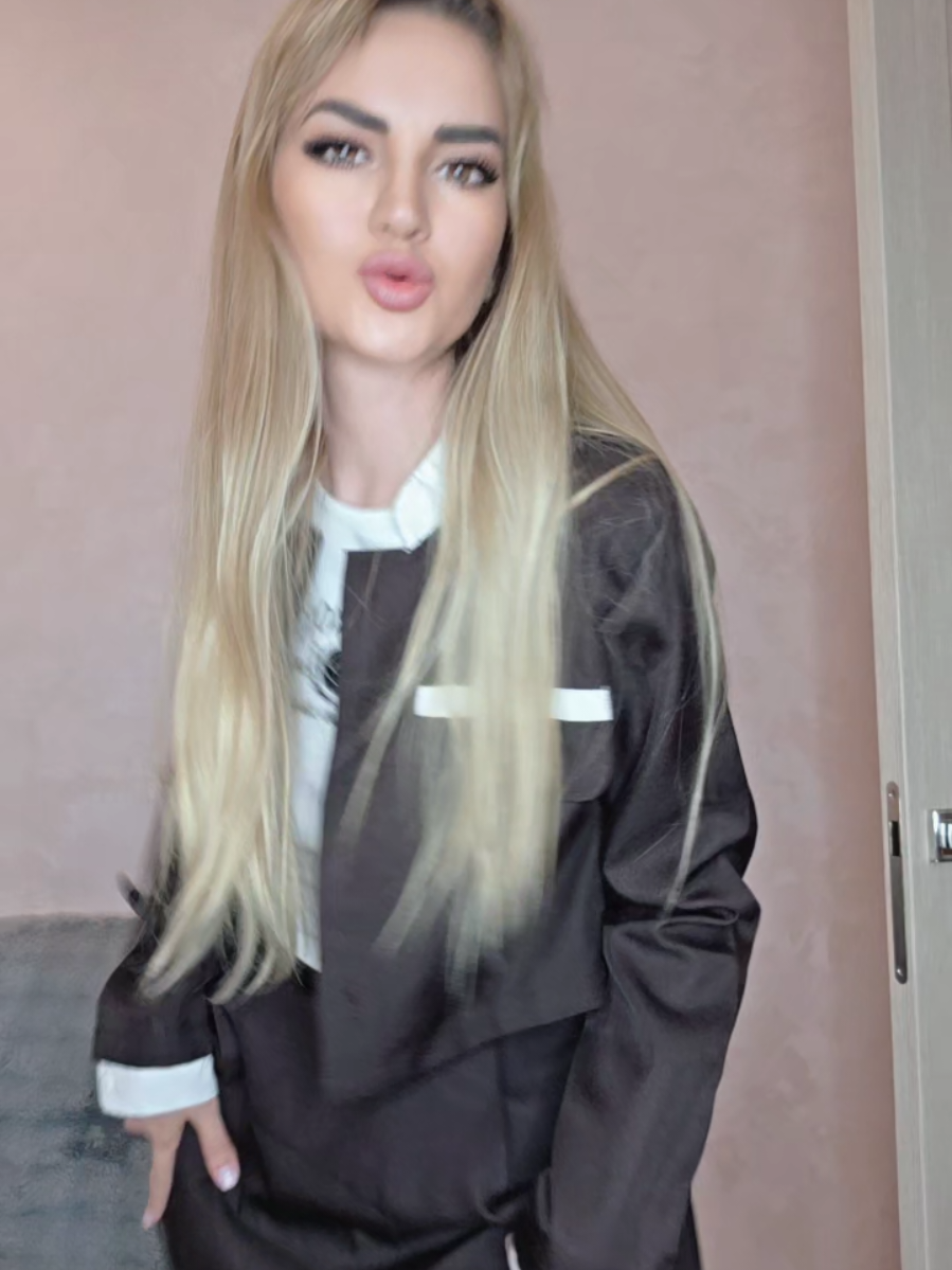 @Miss_Di