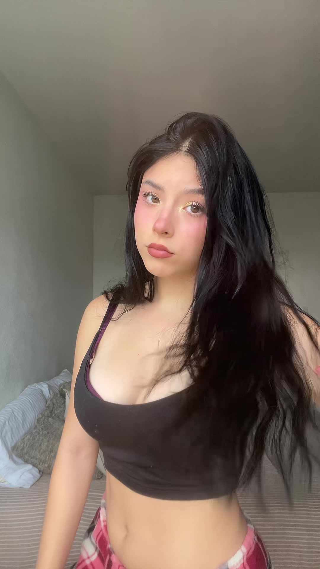 @m.zr