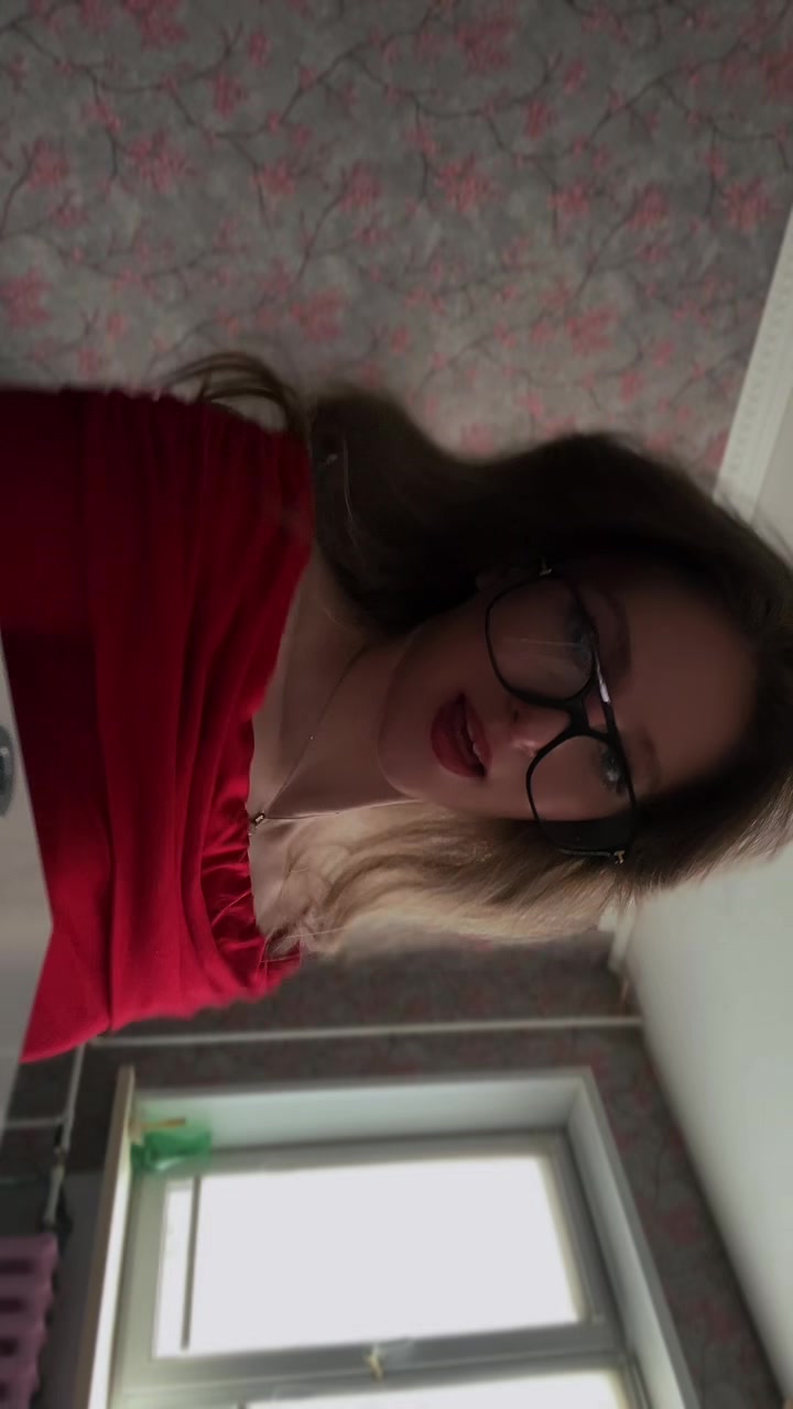 @𝓐𝓵𝓮𝓴𝓼𝓪𝓷𝓭𝓻𝓪