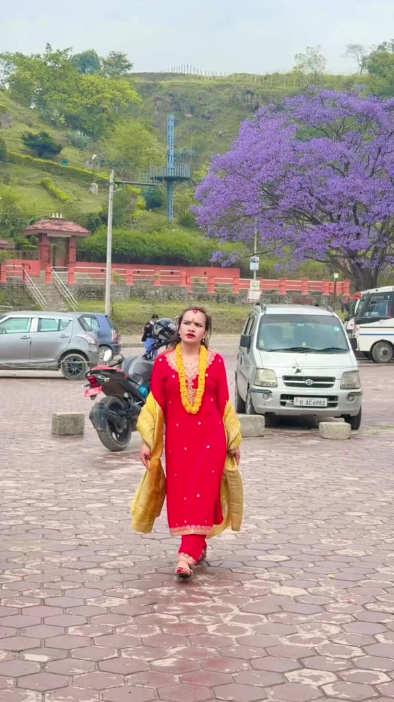 @kaviya❤️👑🌸🌸