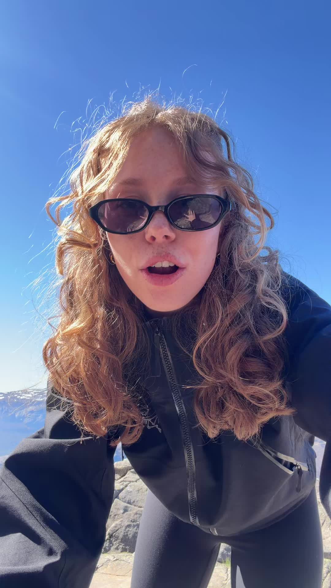 @Rhod&eacute;