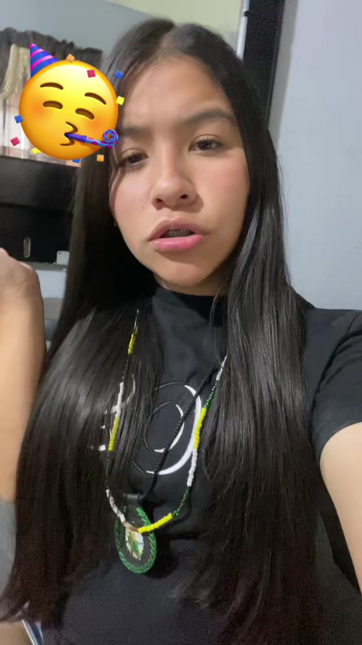 @👩🏻