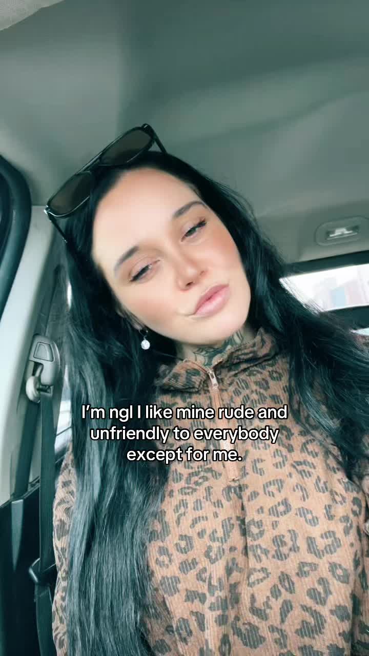 @ThatGirlJustNotYours😈
