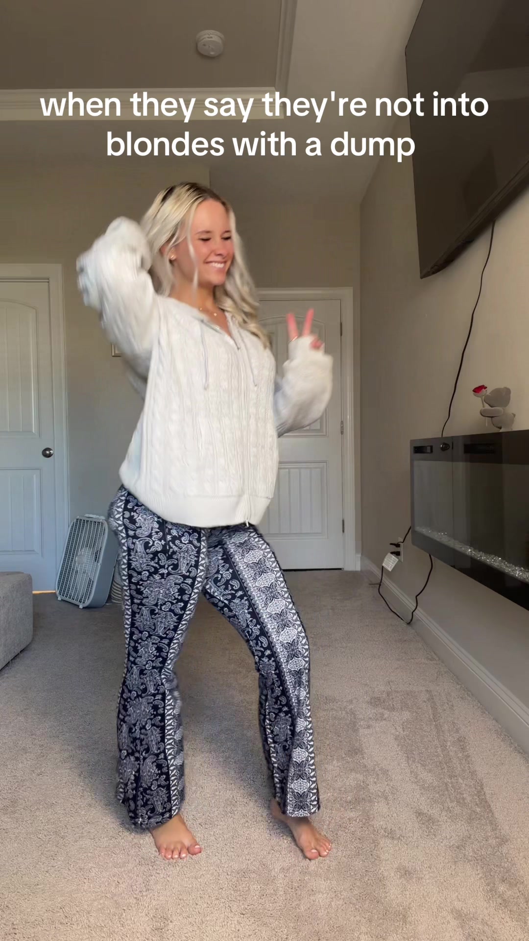 @hay 🦦