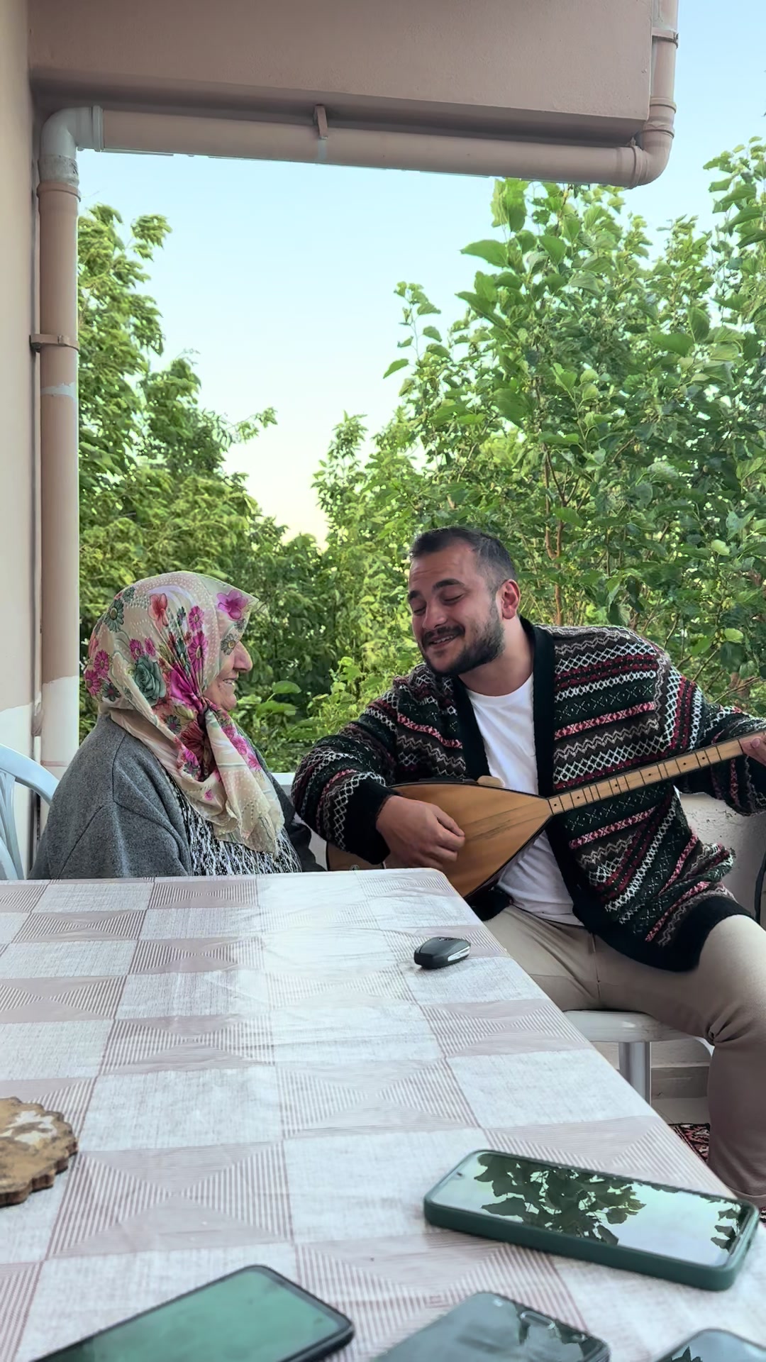 @Emir Talha Altunbaş