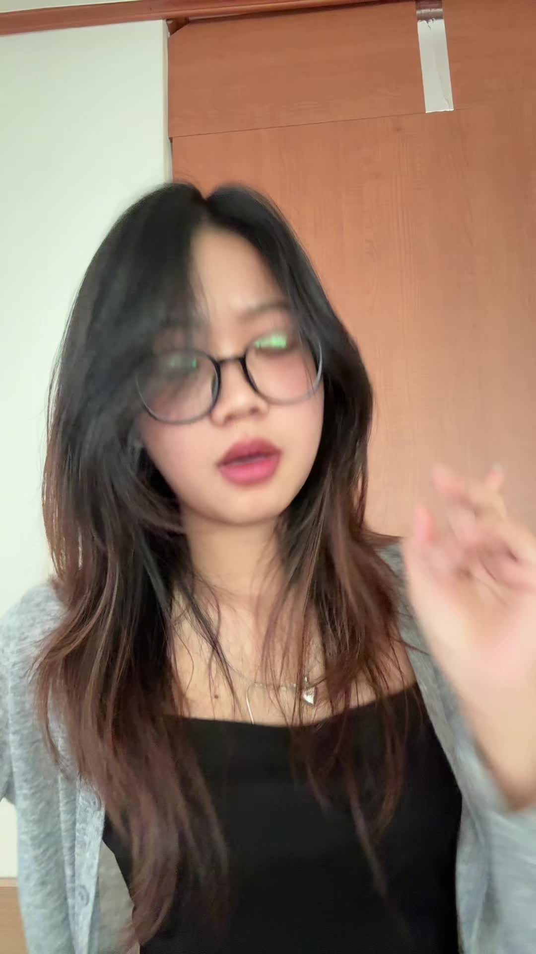@Tria