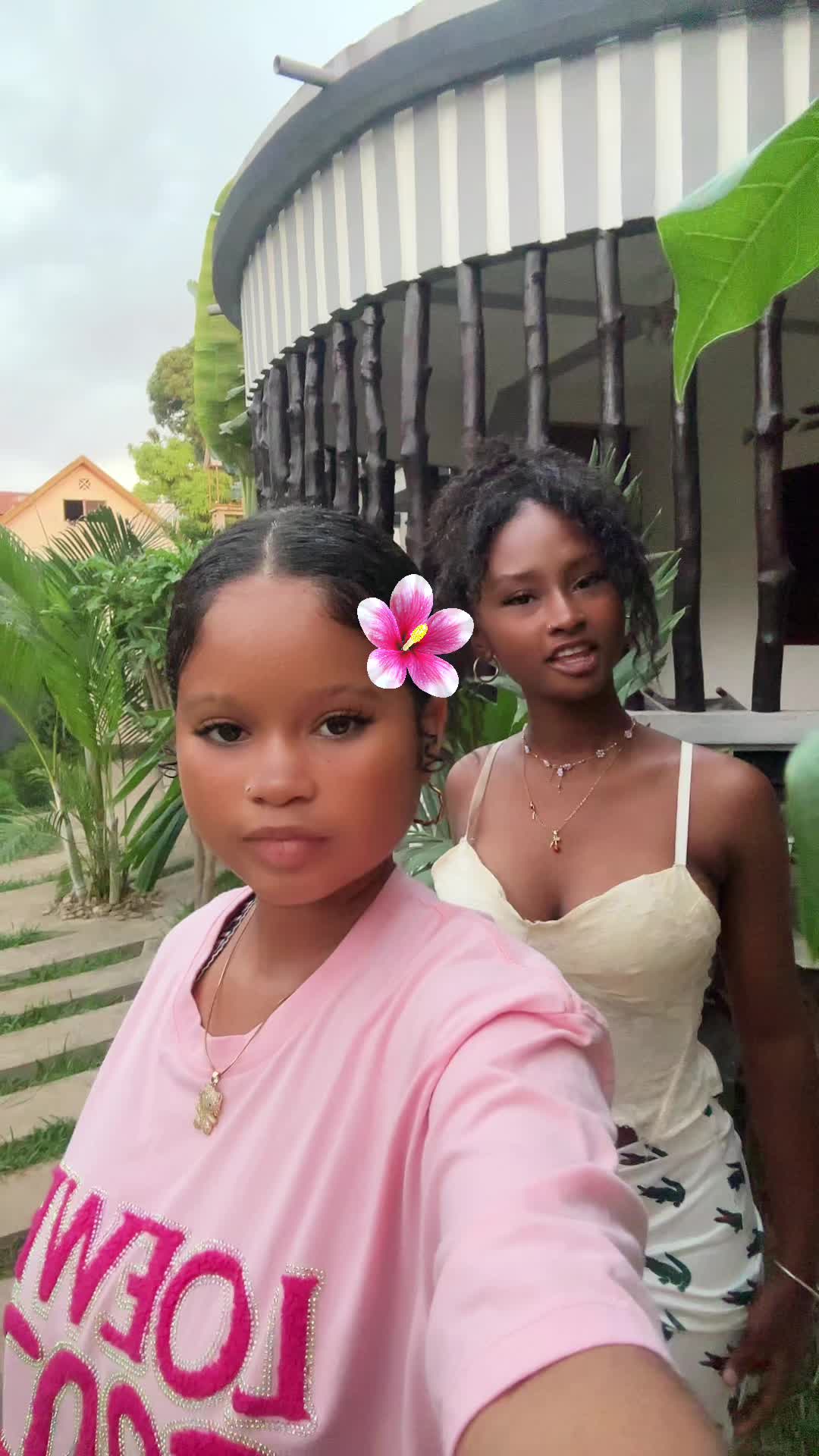 @Chacha🦋~💗🇲🇬
