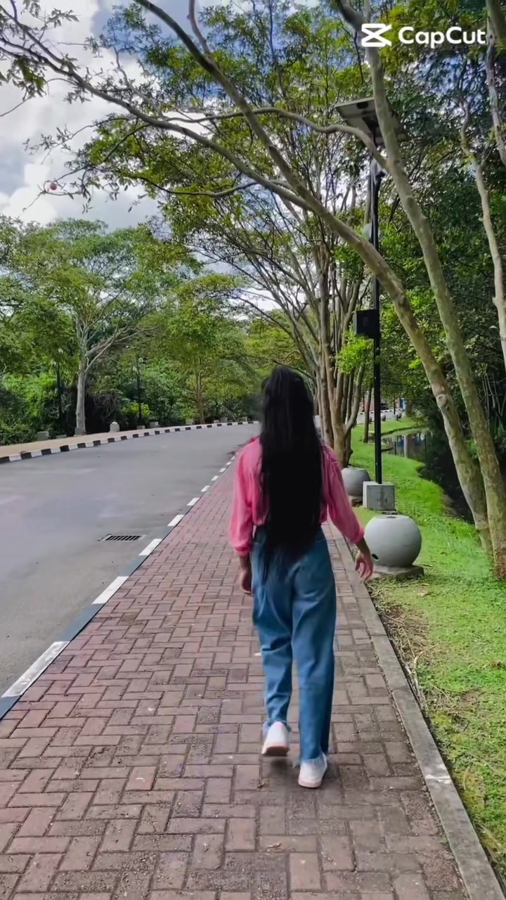 @𝑨𝒏𝒖𝒖𝒛♡🎀🧸