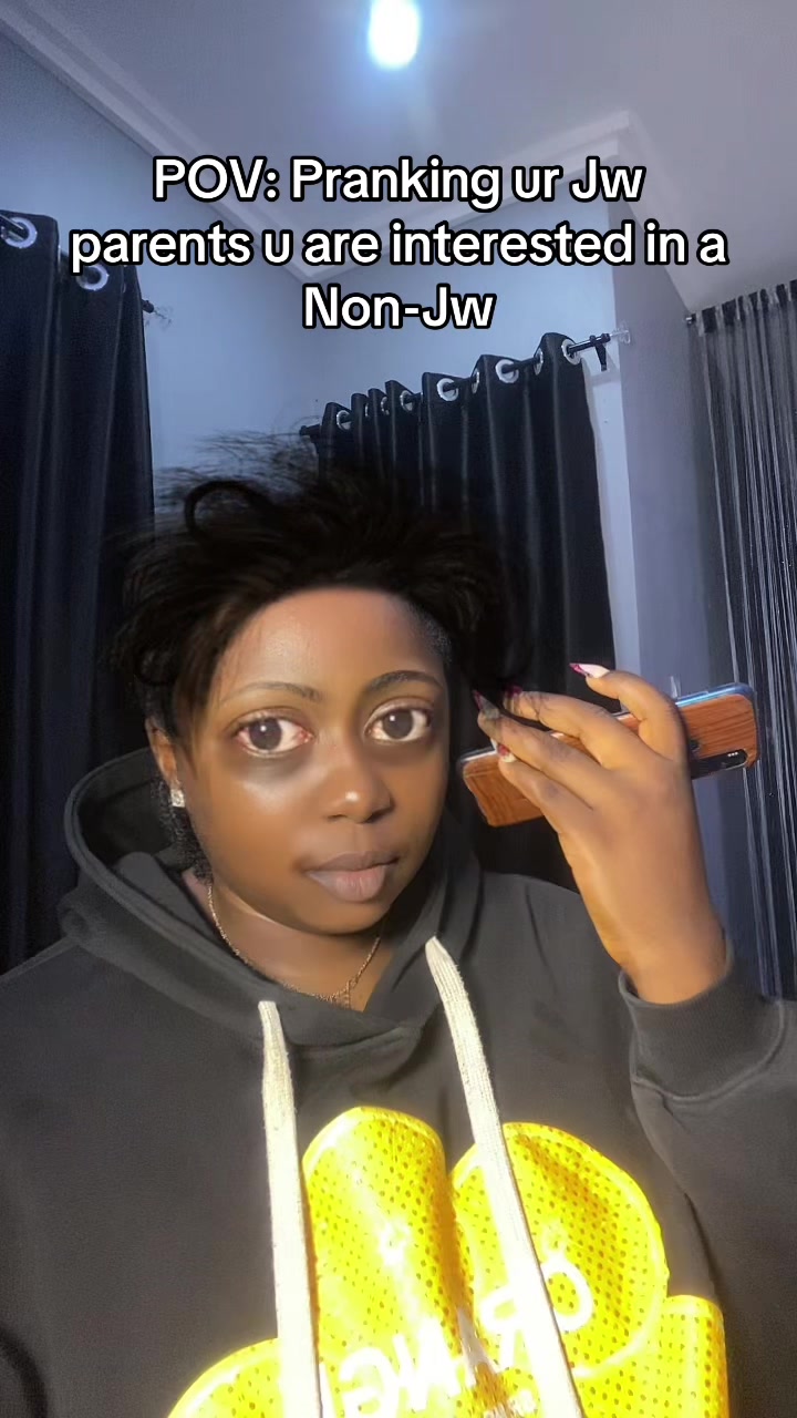 @Essa🥰🔥🌺