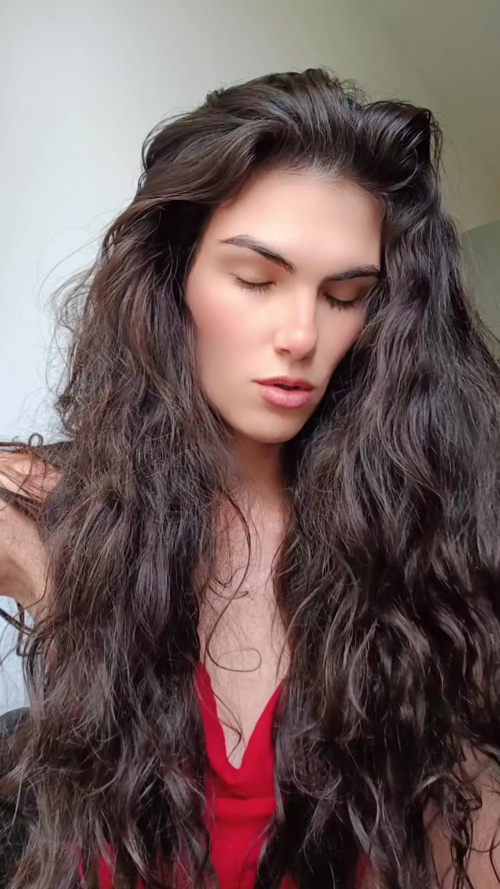 @CarolinaLunaReserva