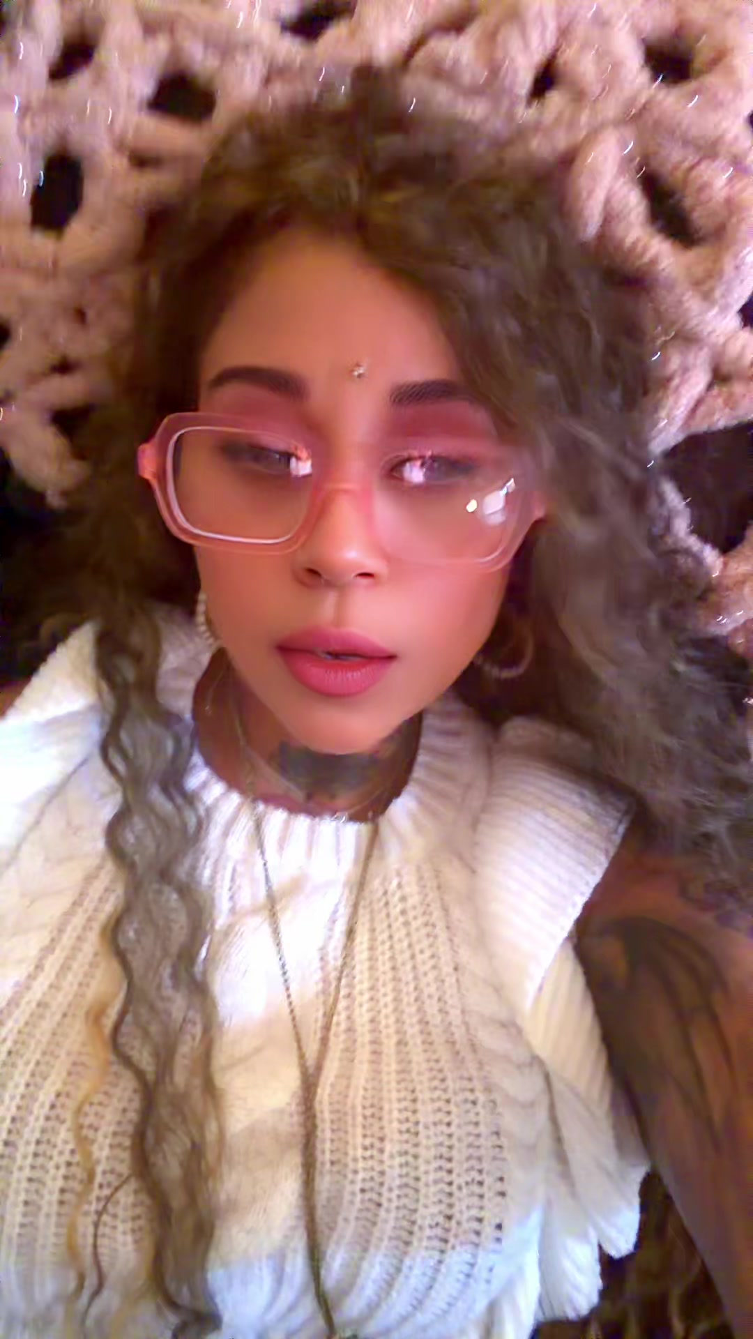 @Erika_TattedAmputee