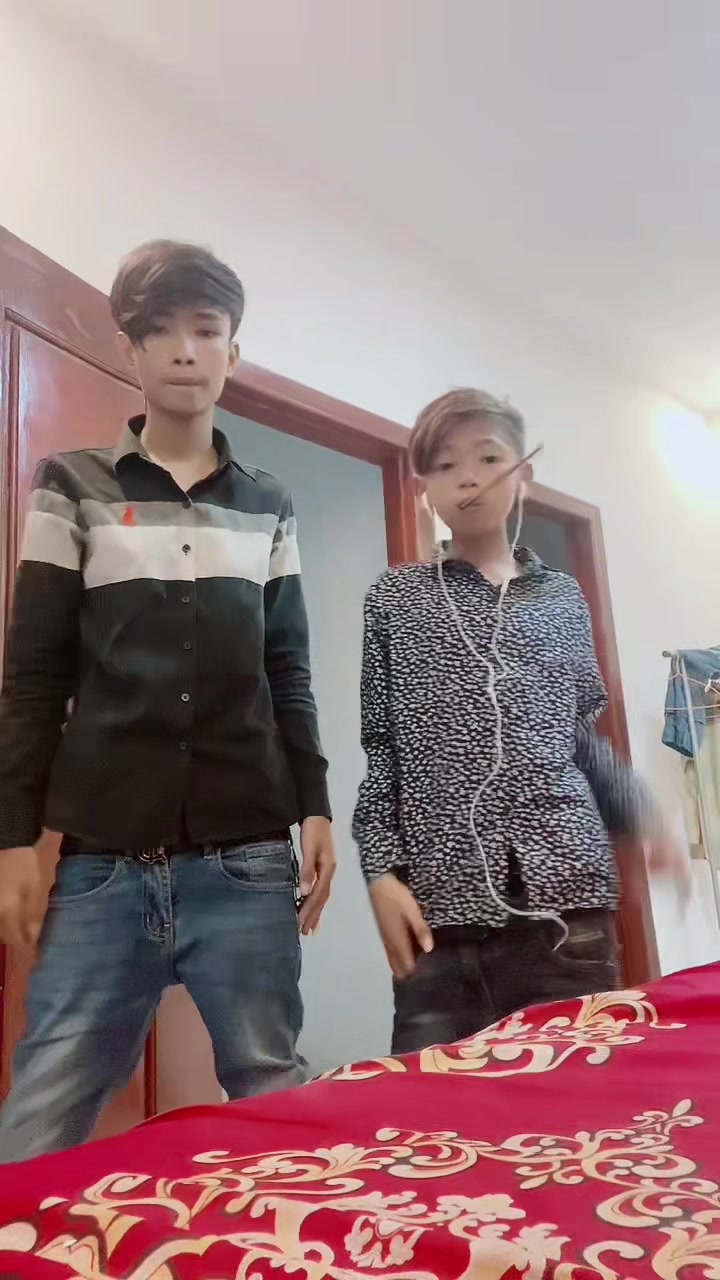 @Ahh Khochjit