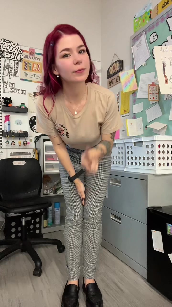 @shelikestojam