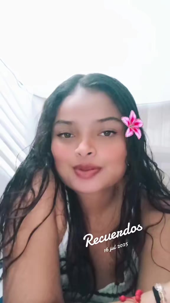 @𝓓𝓪𝓷𝓲𝓮𝓵𝓪🦋