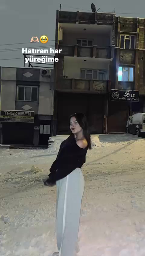 @𝙕"🐊