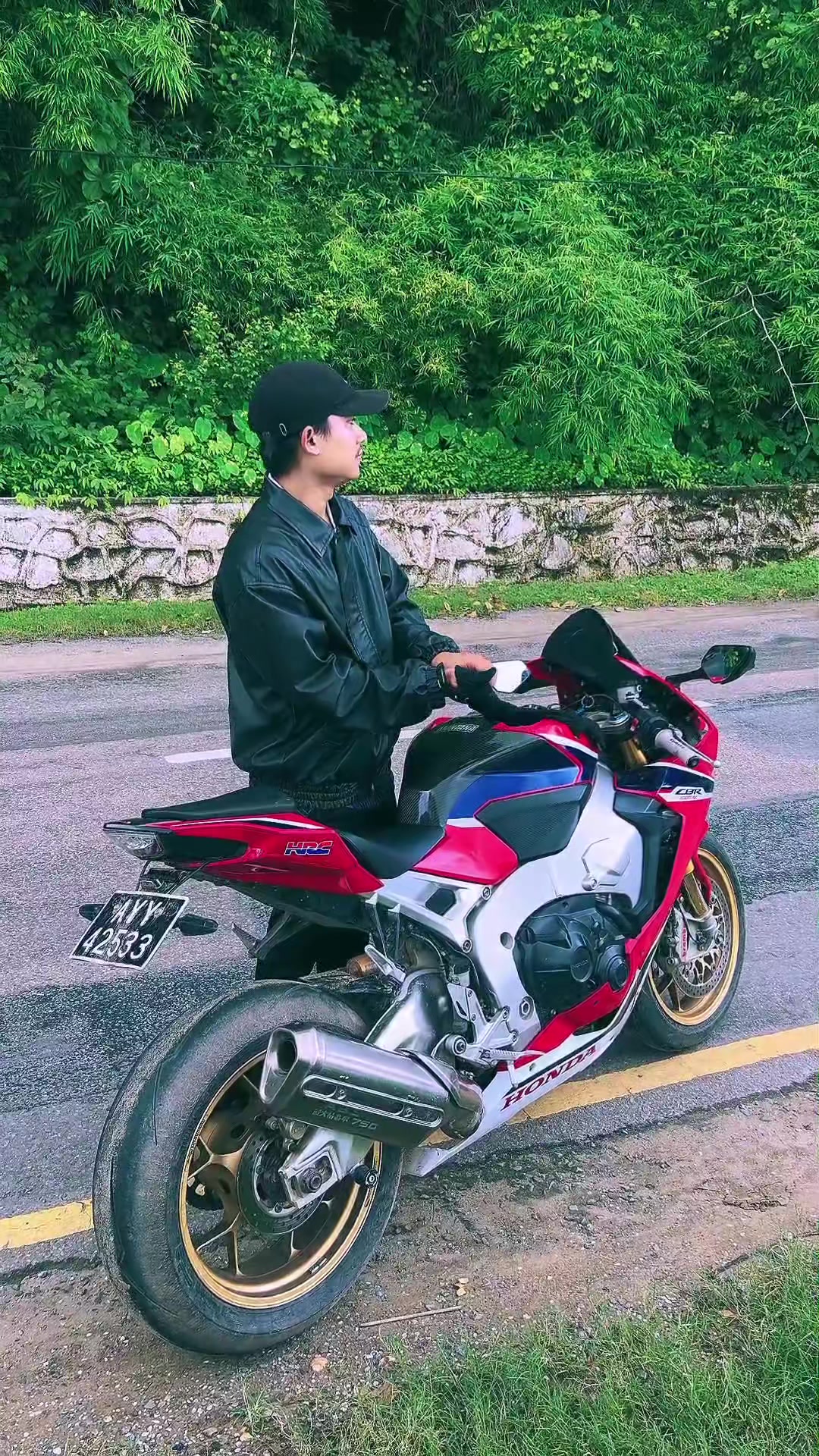 @๐๏ธ ๐๐จ๐ก๐ง ๐๐ฅ๐ฉ๐ก๐ โ