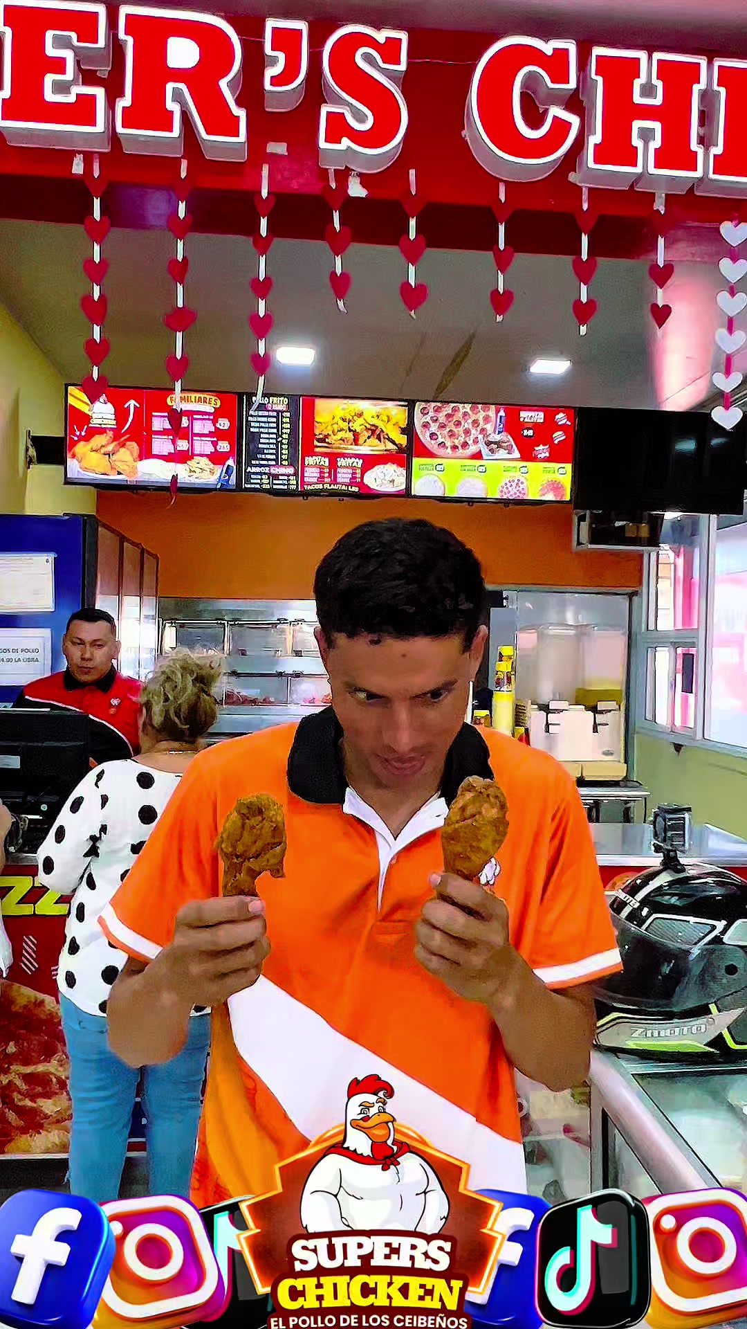 @Super&rsquo;s Chicken Hn