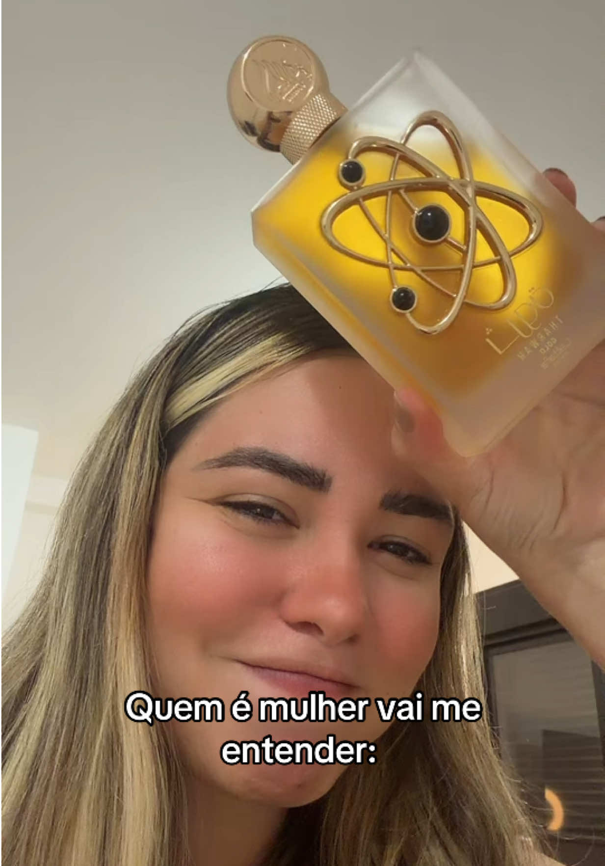 @Luna