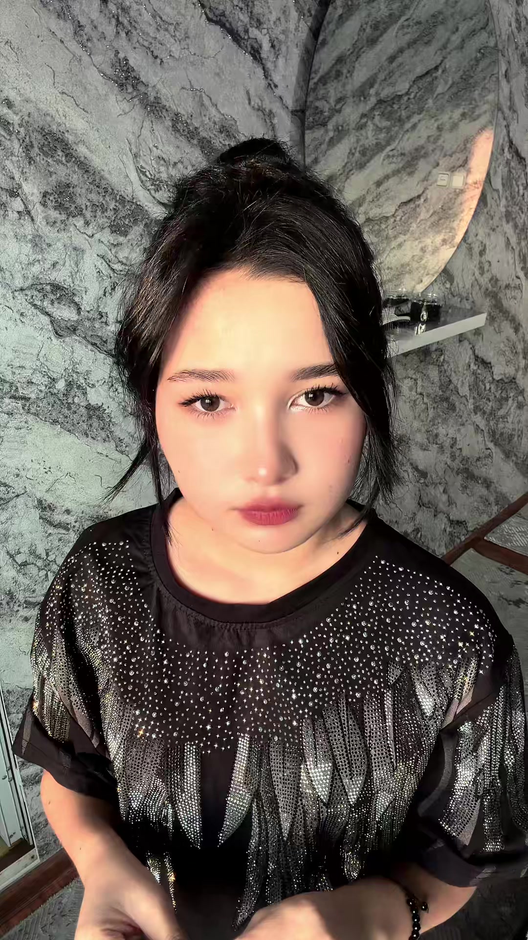 @Anuşka