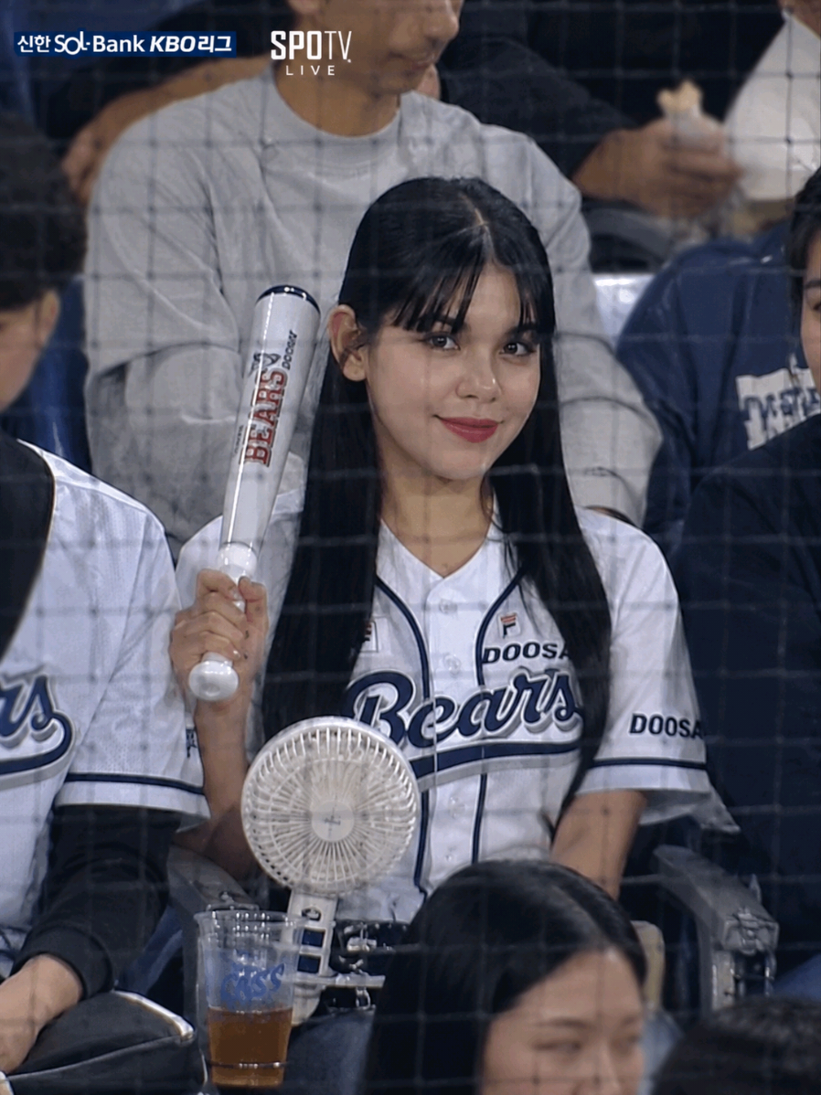 @yujinaUGC