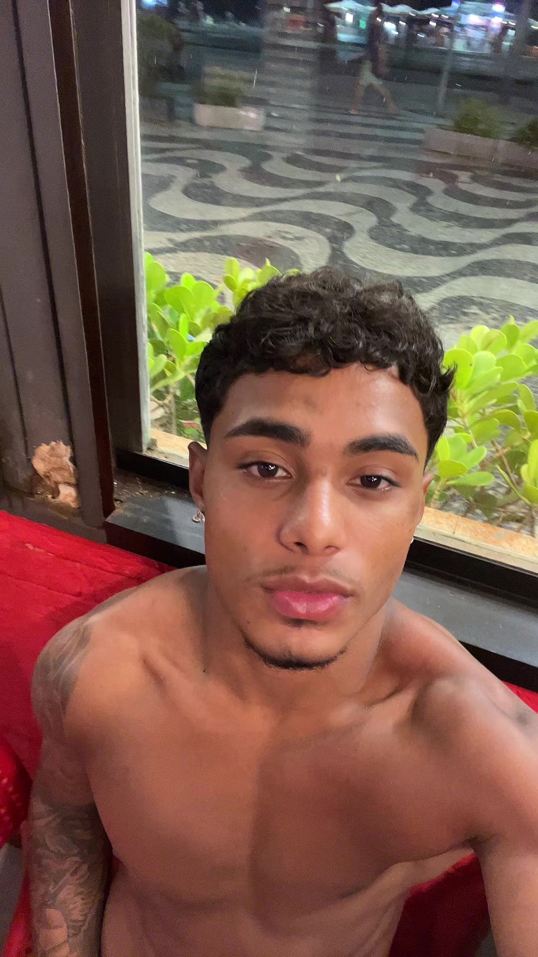 @lohanmoreira
