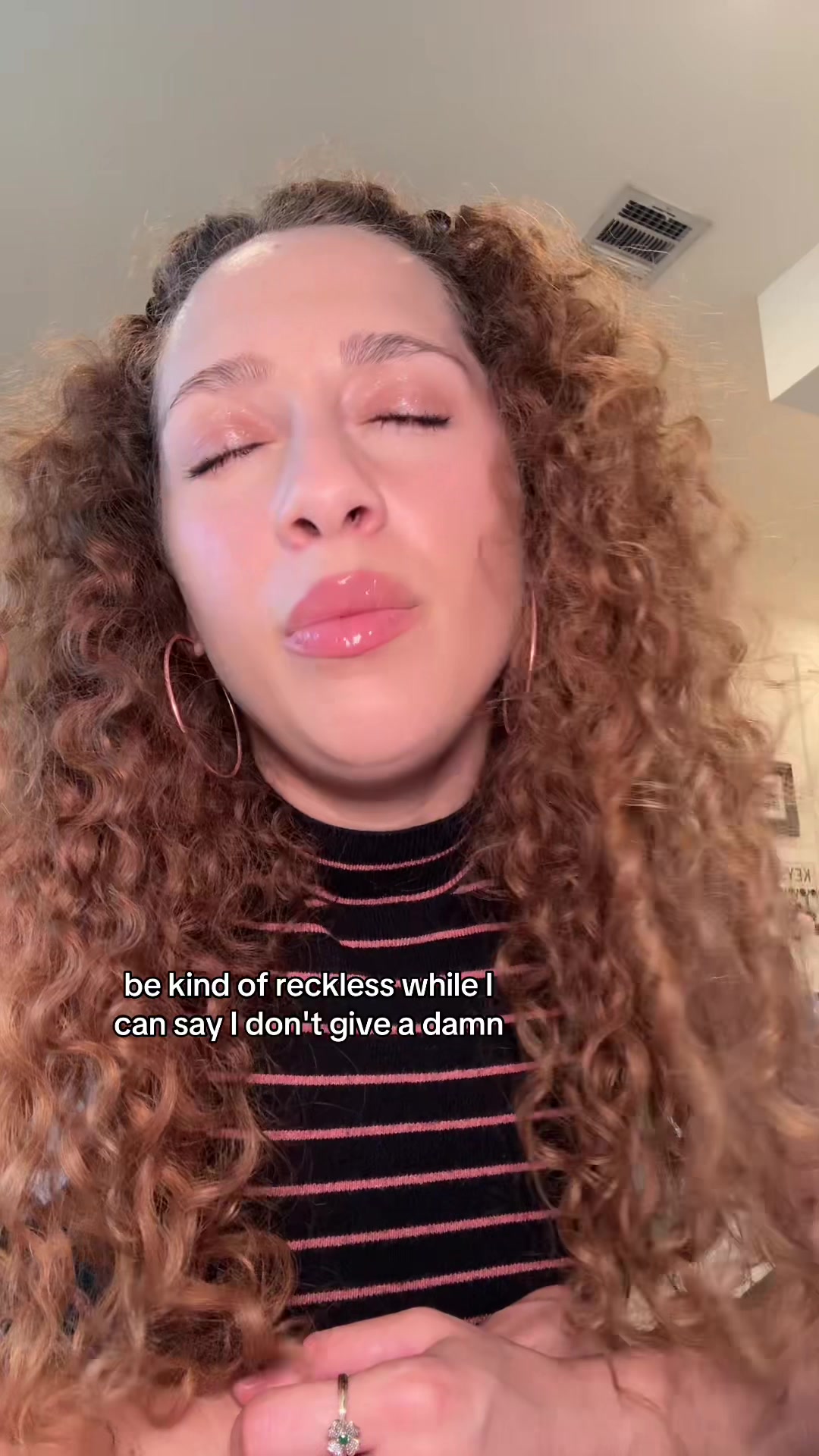 @OfficialHelene