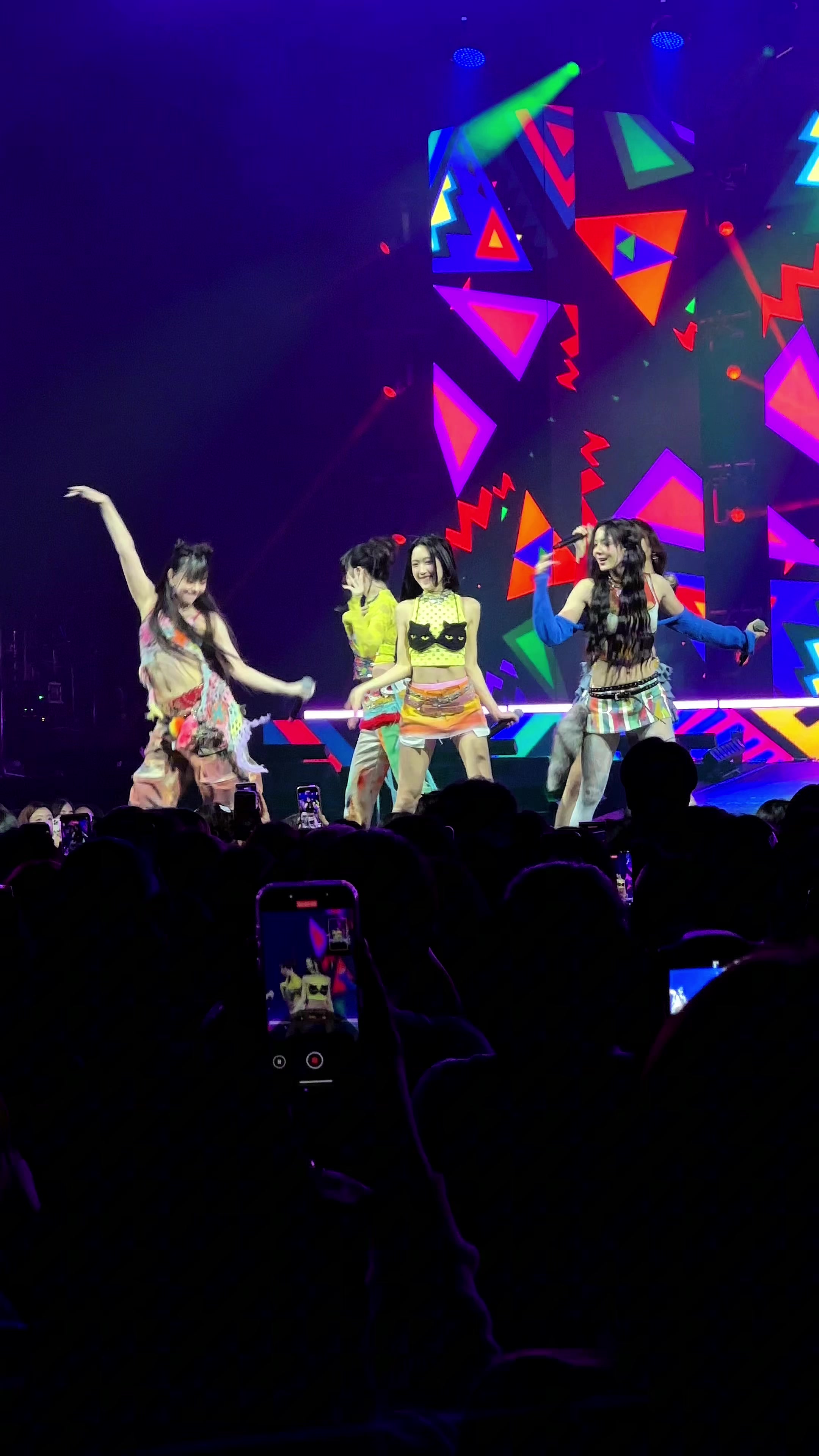 @POP THE DAYS