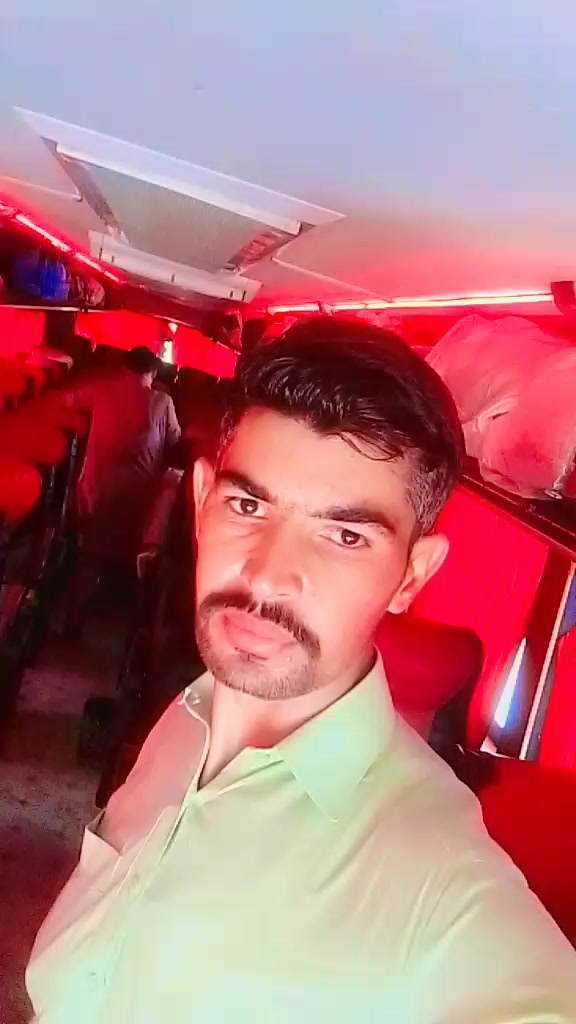 @MALIIK ADnAn PaRHaR