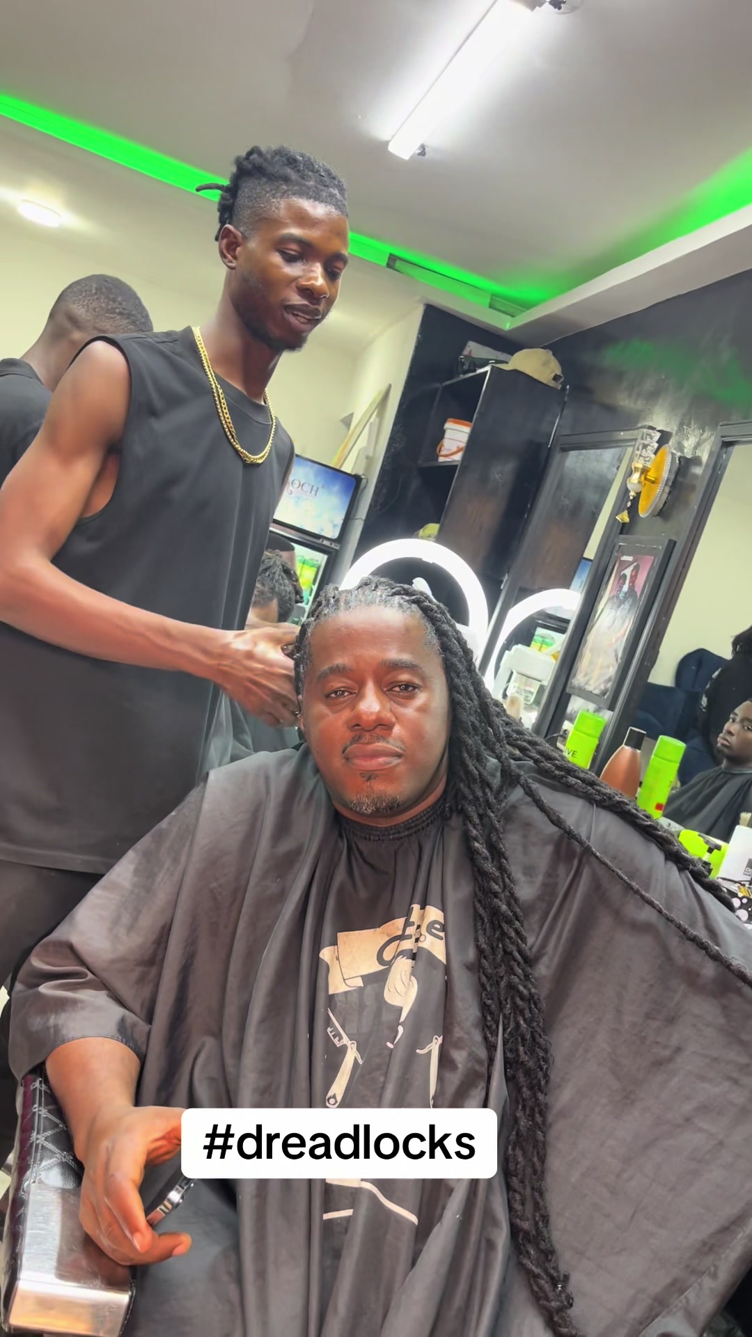 @Hervebarber237